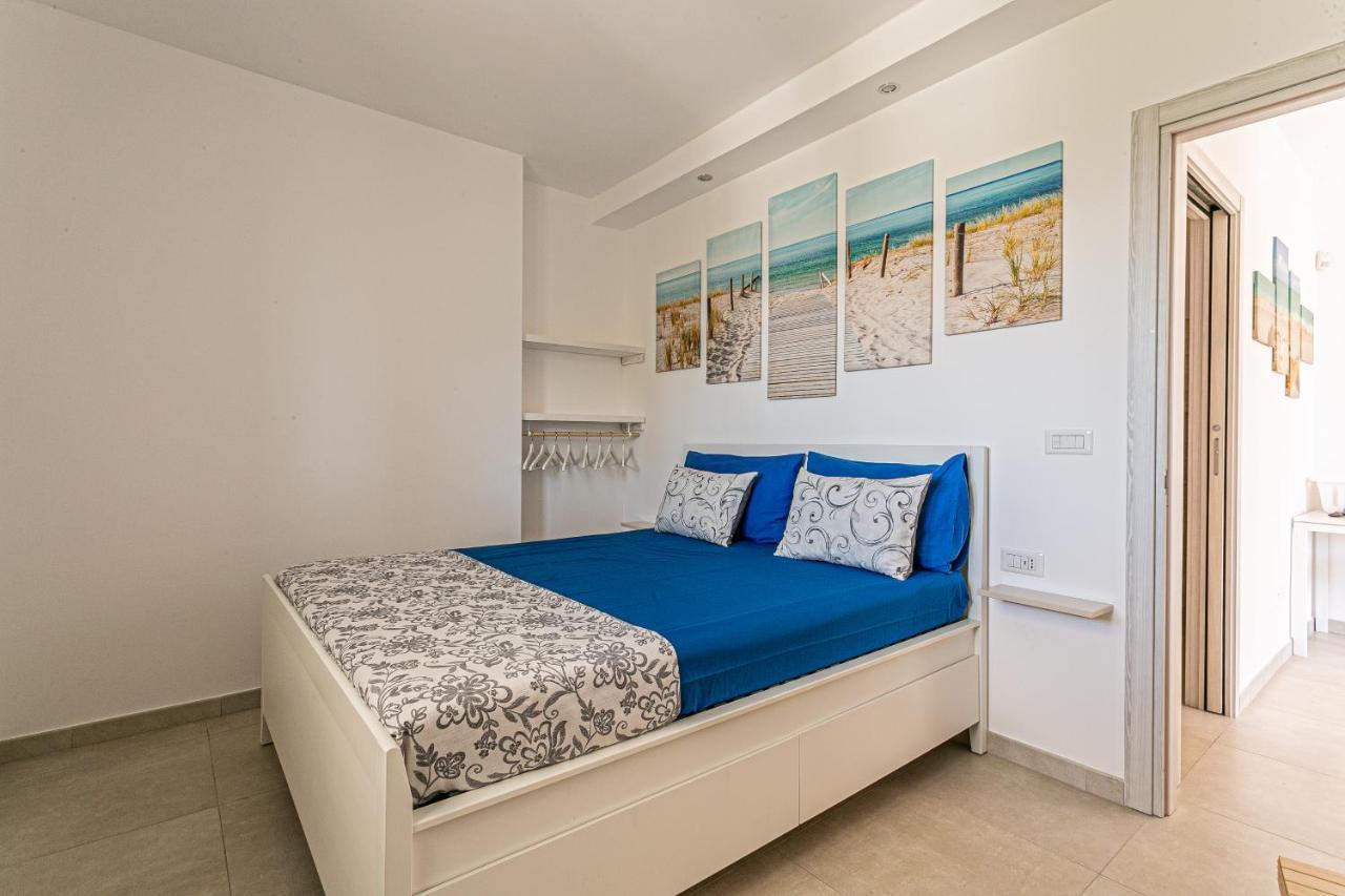 Resort Almaredamarra Con Piscina E Idromassaggio Sul Mare Torre San Giovanni Ugento Exterior foto